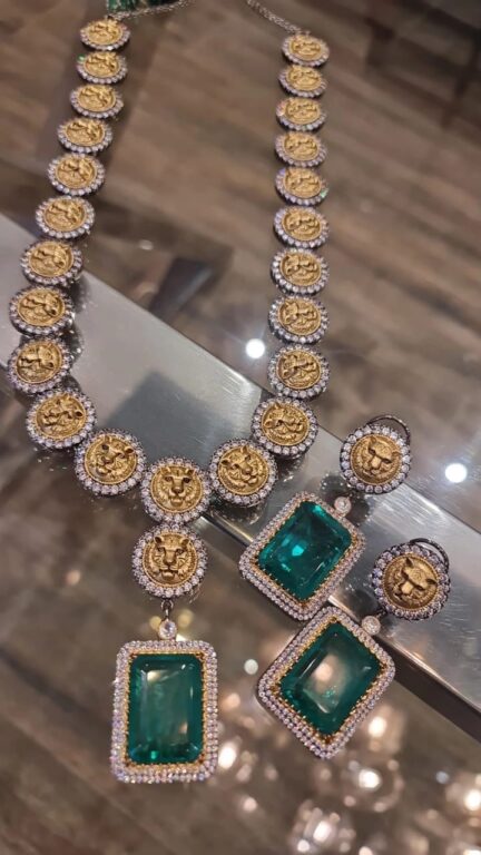 Emerald Elegance: Opulent Redefined