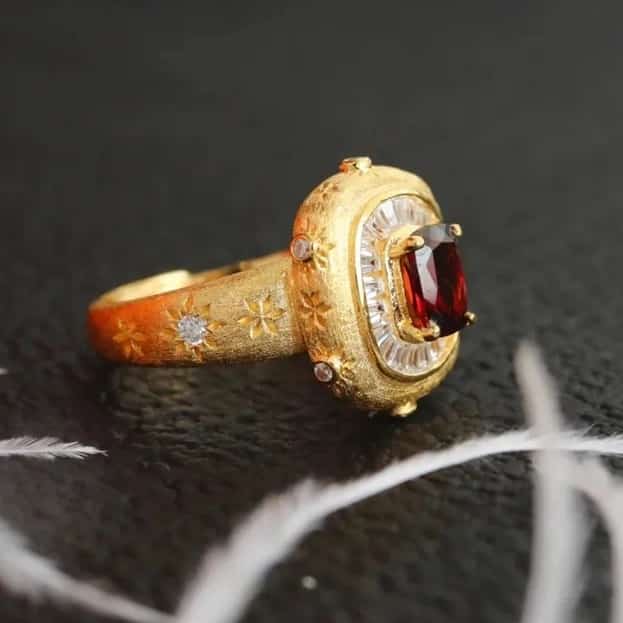 Golden Halo Gemstone Majesty Ring
